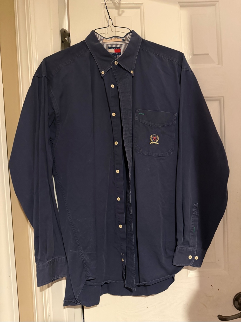 Tommy Hilfiger Men's Dark Navy Button-Down Shirt with Chest Crest